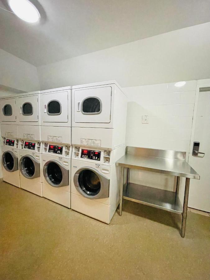 Europa Melbourne Hostel ภายนอก รูปภาพ