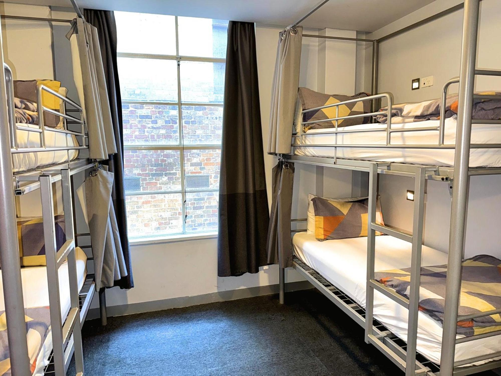 Europa Melbourne Hostel ภายนอก รูปภาพ